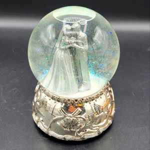 Silver Plated Wedding Glitter Globe/Music Globe